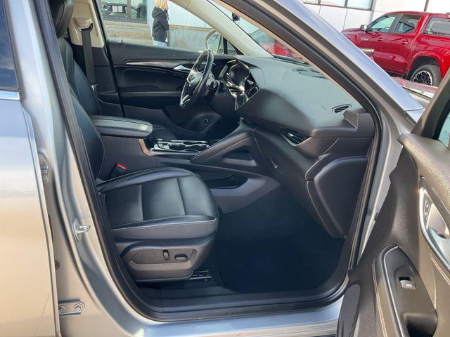 2023 Buick Envision Essence FWD