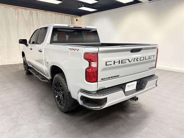 2022 Chevrolet Silverado 1500 4WD Crew Cab Short Bed Custom 2022 Chevrolet Silverado 1500 4WD Crew Cab Short Bed Custom