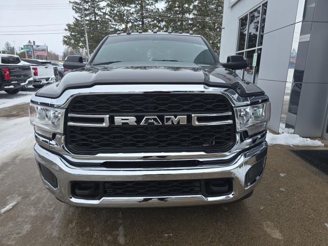 2022 RAM 2500 Tradesman Crew Cab 4x4 64 Box