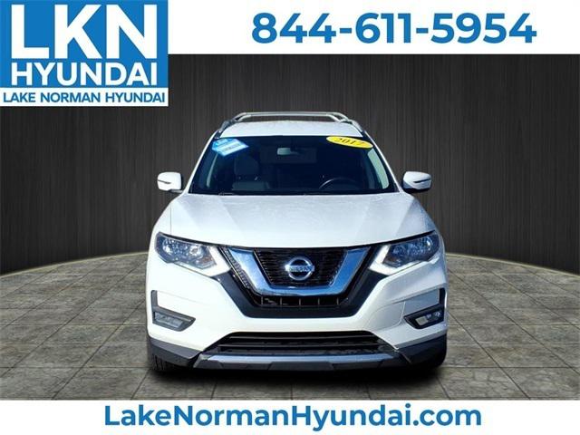 2017 Nissan Rogue SV 2017 Nissan Rogue SV