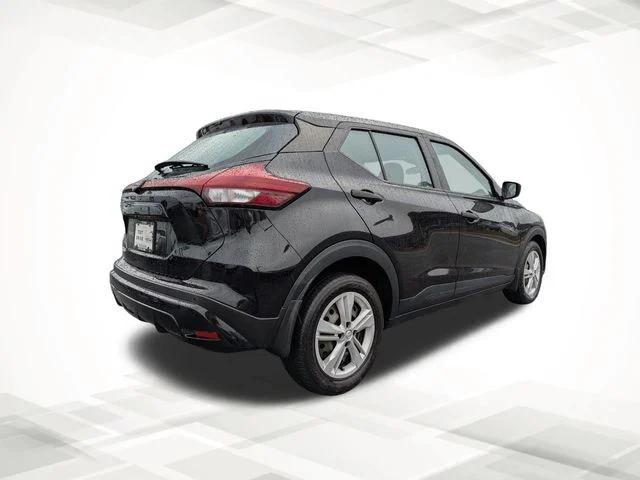2023 Nissan Kicks S Xtronic CVT