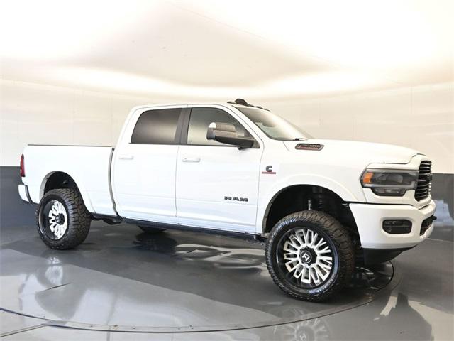 2019 RAM 2500 Laramie Crew Cab 4x4 64 Box