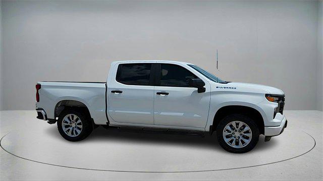 2023 Chevrolet Silverado 1500 2WD Crew Cab Short Bed Custom 2023 Chevrolet Silverado 1500 2WD Crew Cab Short Bed Custom