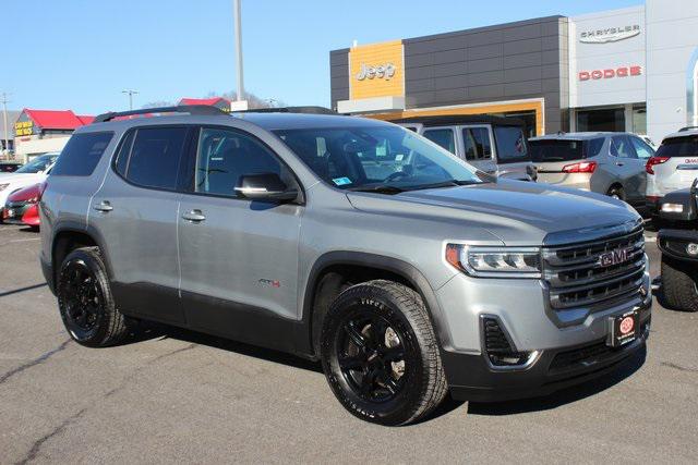 2023 GMC Acadia AWD AT4