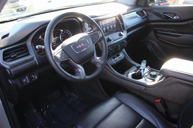 2023 GMC Acadia AWD AT4