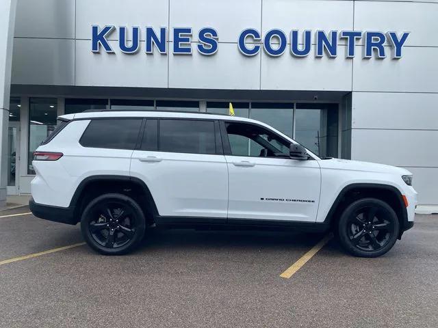 2024 Jeep Grand Cherokee L Altitude 4x4 2024 Jeep Grand Cherokee L Altitude 4x4