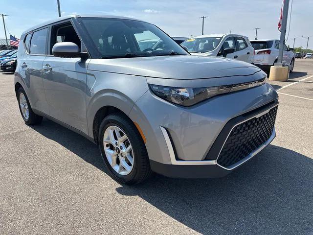 2024 Kia Soul LX 2024 Kia Soul LX