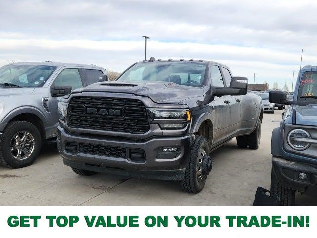 2023 RAM 3500 Limited Crew Cab 4x4 8 Box