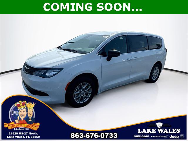 2025 Chrysler Voyager LX