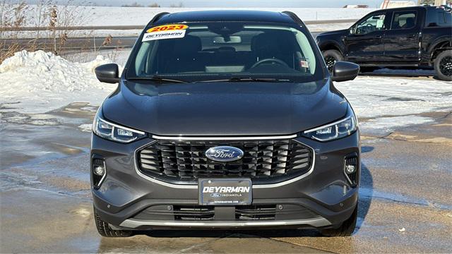 2023 Ford Escape Platinum