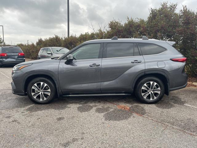 2021 Toyota Highlander XLE 2021 Toyota Highlander XLE