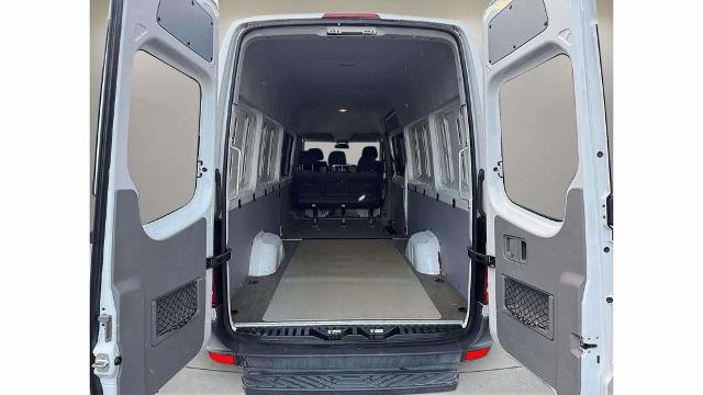 2013 Mercedes-Benz Sprinter 2500 170 WB High Roof Cargo