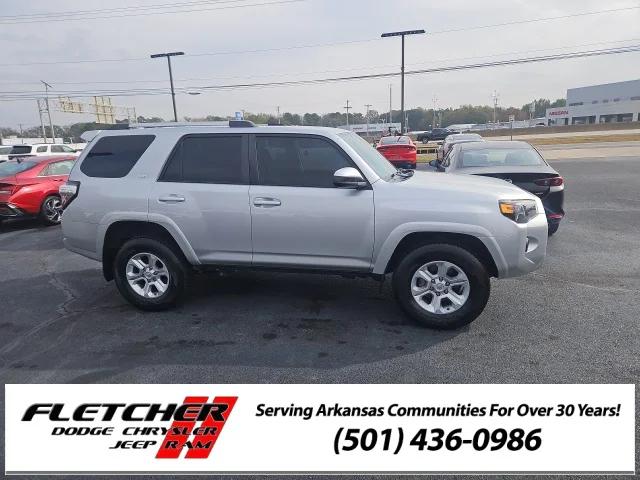 2022 Toyota 4Runner SR5 2022 Toyota 4Runner SR5