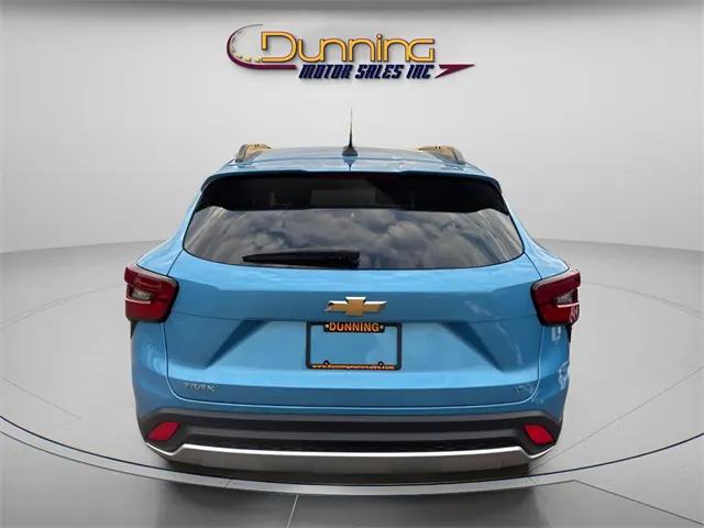 2025 Chevrolet Trax FWD LT