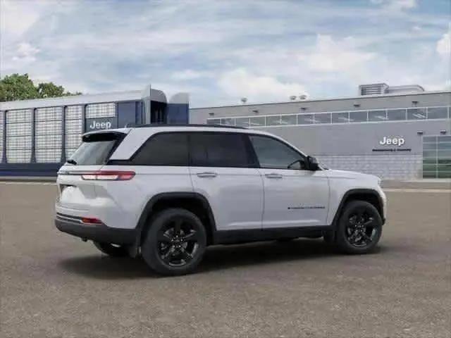 2025 Jeep Grand Cherokee Altitude X 4x4