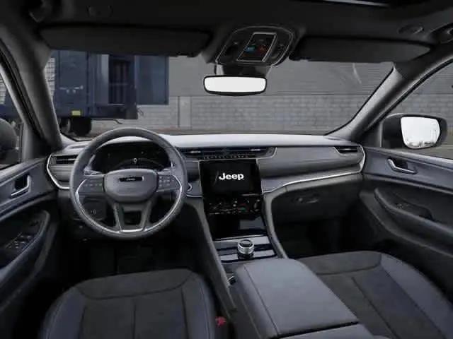 2025 Jeep Grand Cherokee Altitude X 4x4