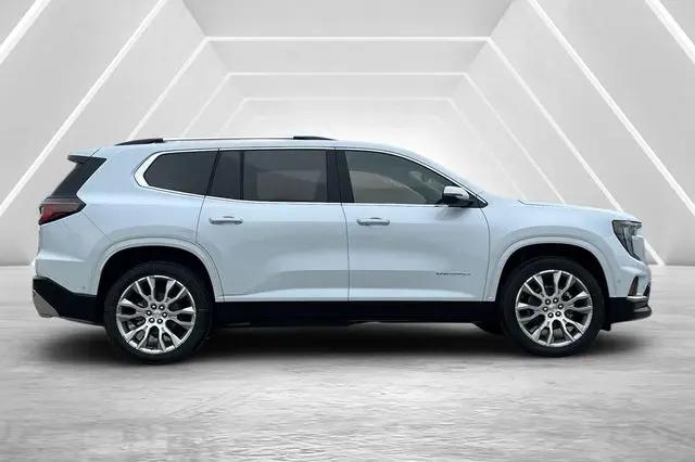 2026 GMC Acadia Denali AWD