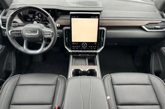2026 GMC Acadia Denali AWD