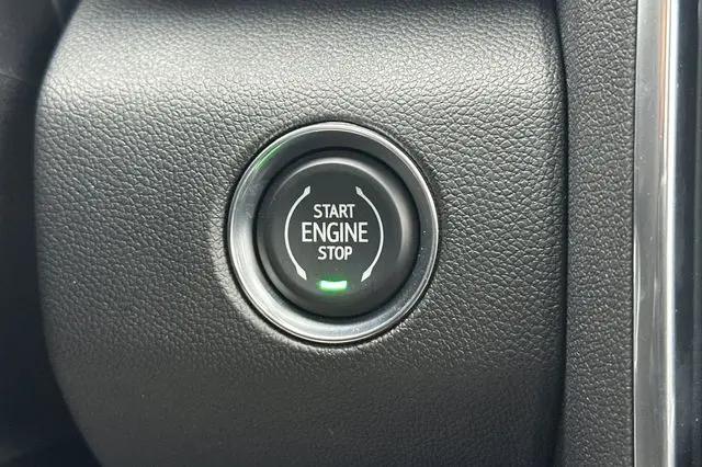 2026 GMC Acadia Denali AWD