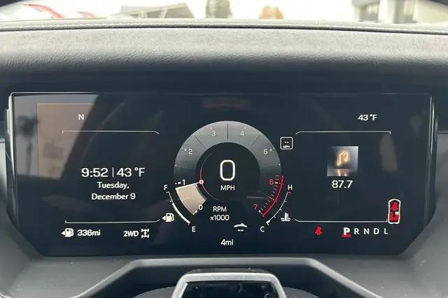 2026 GMC Acadia Denali AWD