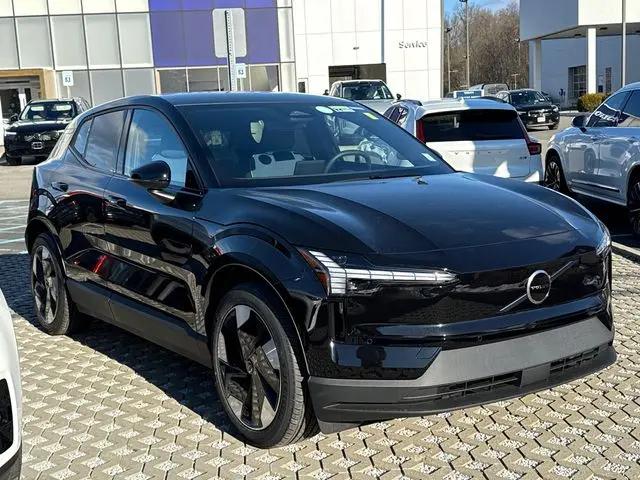 2026 Volvo EX30 Plus Twin Motor Performance, Fully electric