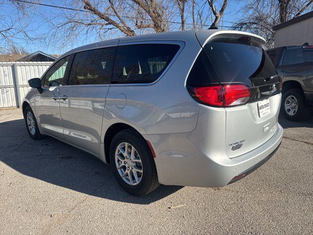 2026 Chrysler Voyager LX