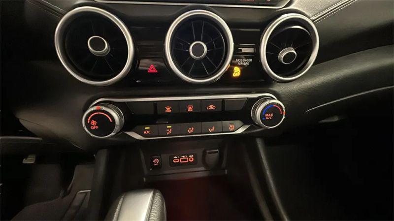 2024 Nissan Sentra SV Xtronic CVT