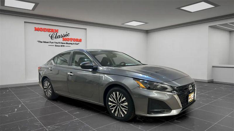 2024 Nissan Altima SV FWD
