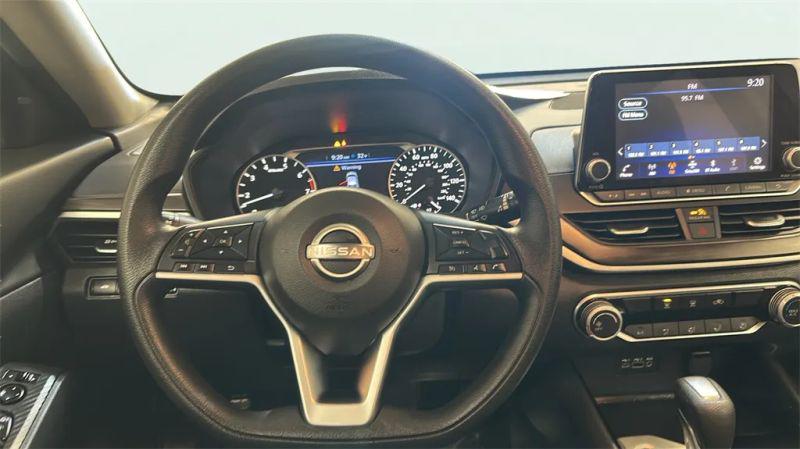 2024 Nissan Altima SV FWD