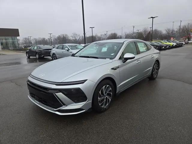 2026 Hyundai Sonata Hybrid Blue