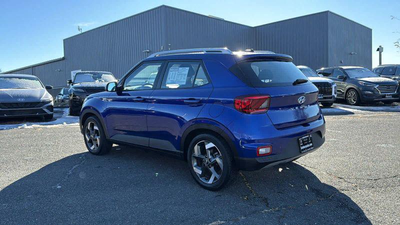 2023 Hyundai Venue SEL