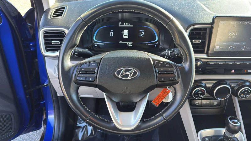 2023 Hyundai Venue SEL