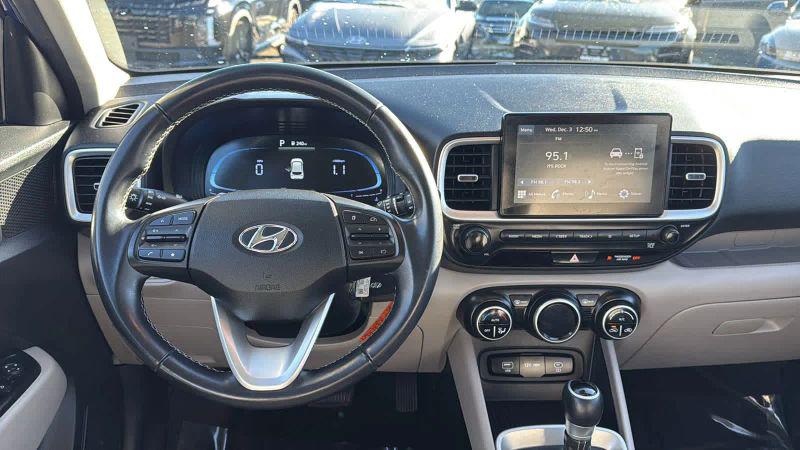2023 Hyundai Venue SEL