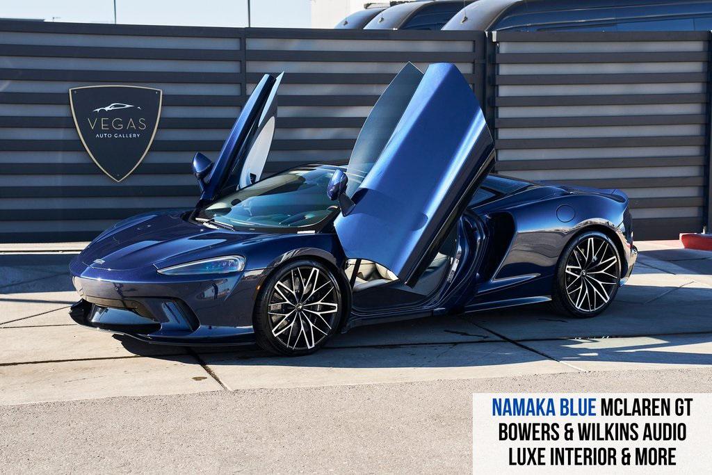 2022 McLaren GT Base