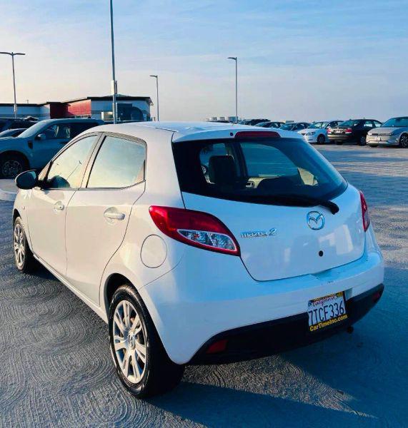 2014 Mazda Mazda2 Sport