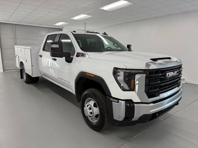 2026 GMC Sierra 3500HD Pro
