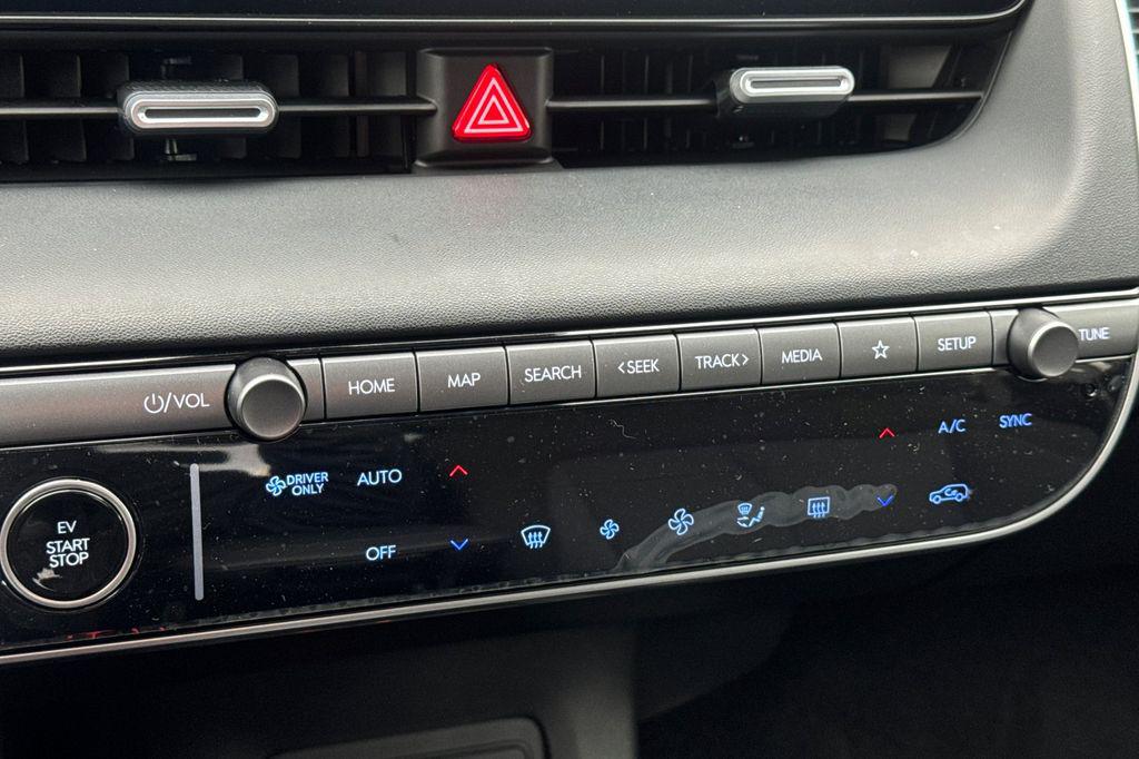 2026 Hyundai IONIQ 5 SE - Photo 21