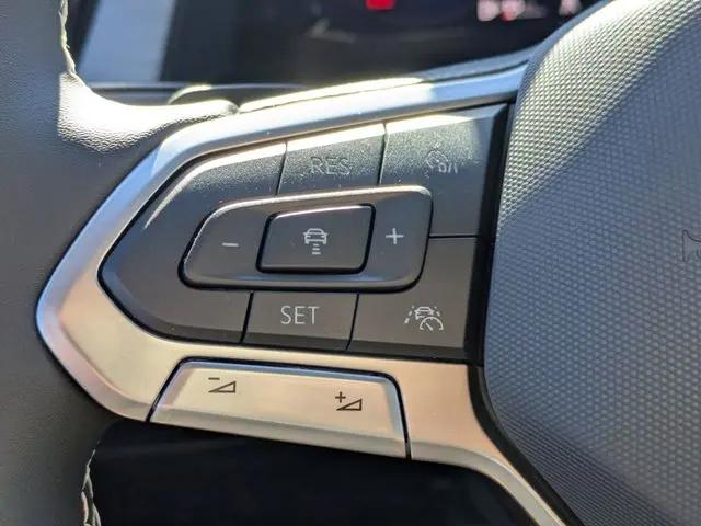 2026 Volkswagen Atlas Cross Sport SE