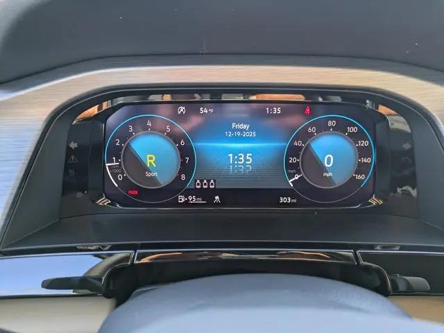 2026 Volkswagen Atlas Cross Sport SE