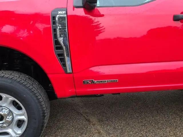 2026 Ford F-350 XLT