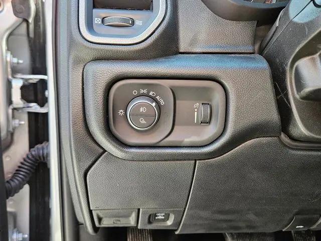 2026 Ram 2500 Tradesman Crew Cab 4x4 6'4" Box