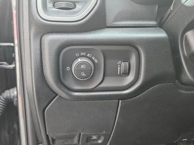 2026 Ram 2500 Tradesman Crew Cab 4x4 6'4" Box