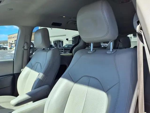 2021 Chrysler Pacifica Hybrid Touring L