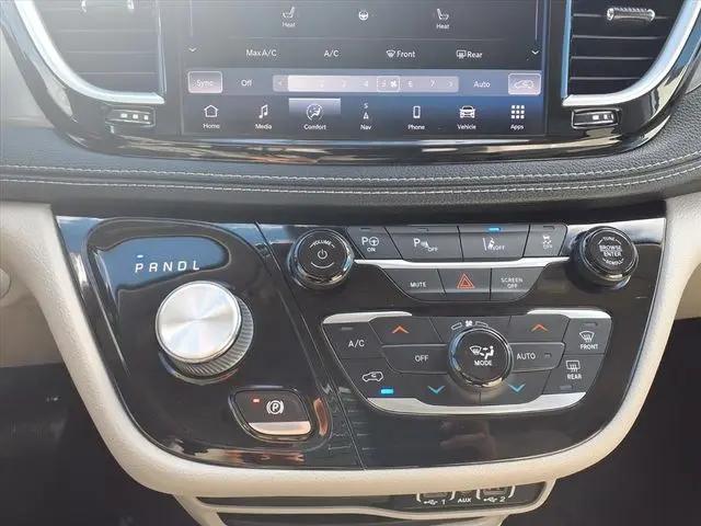2021 Chrysler Pacifica Hybrid Touring L