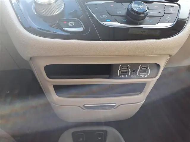 2021 Chrysler Pacifica Hybrid Touring L