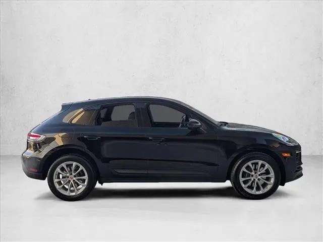 2025 Porsche Macan Macan
