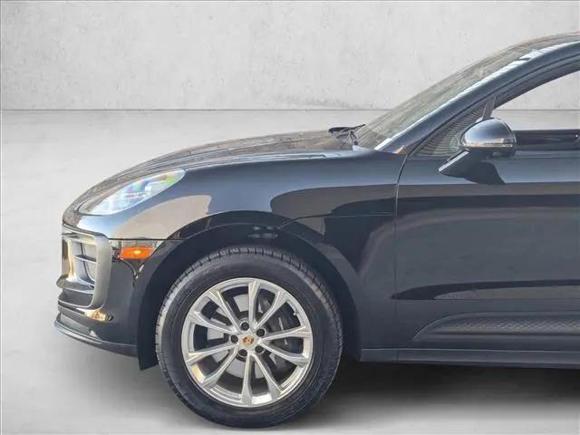 2025 Porsche Macan Macan