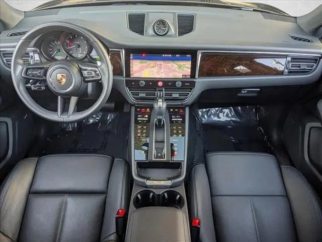 2025 Porsche Macan Macan
