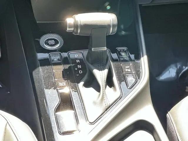 2024 Kia Niro EX Touring