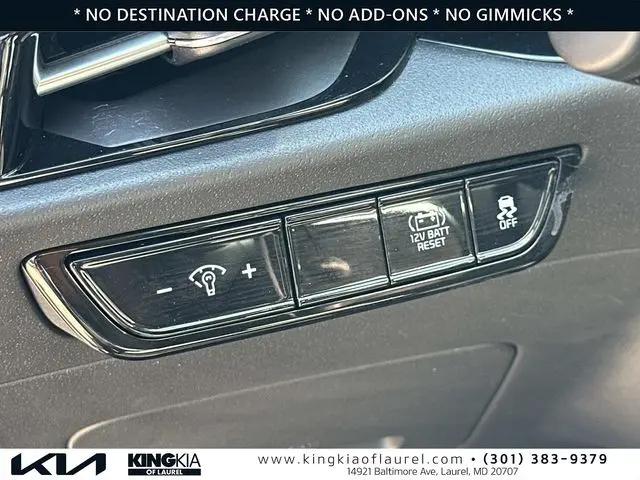 2024 Kia Niro EX Touring